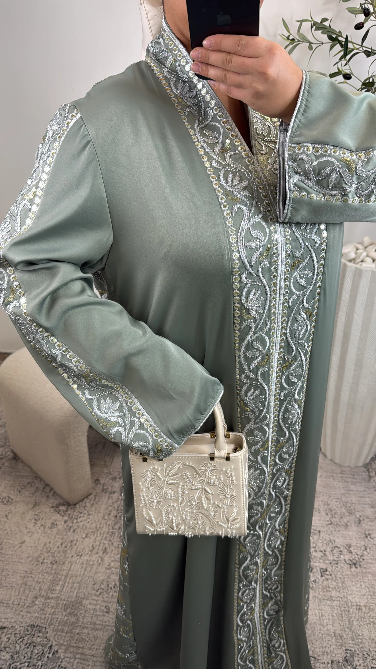 ABAYA BRODÉ FIL [ vert d’eau ] - Image 3