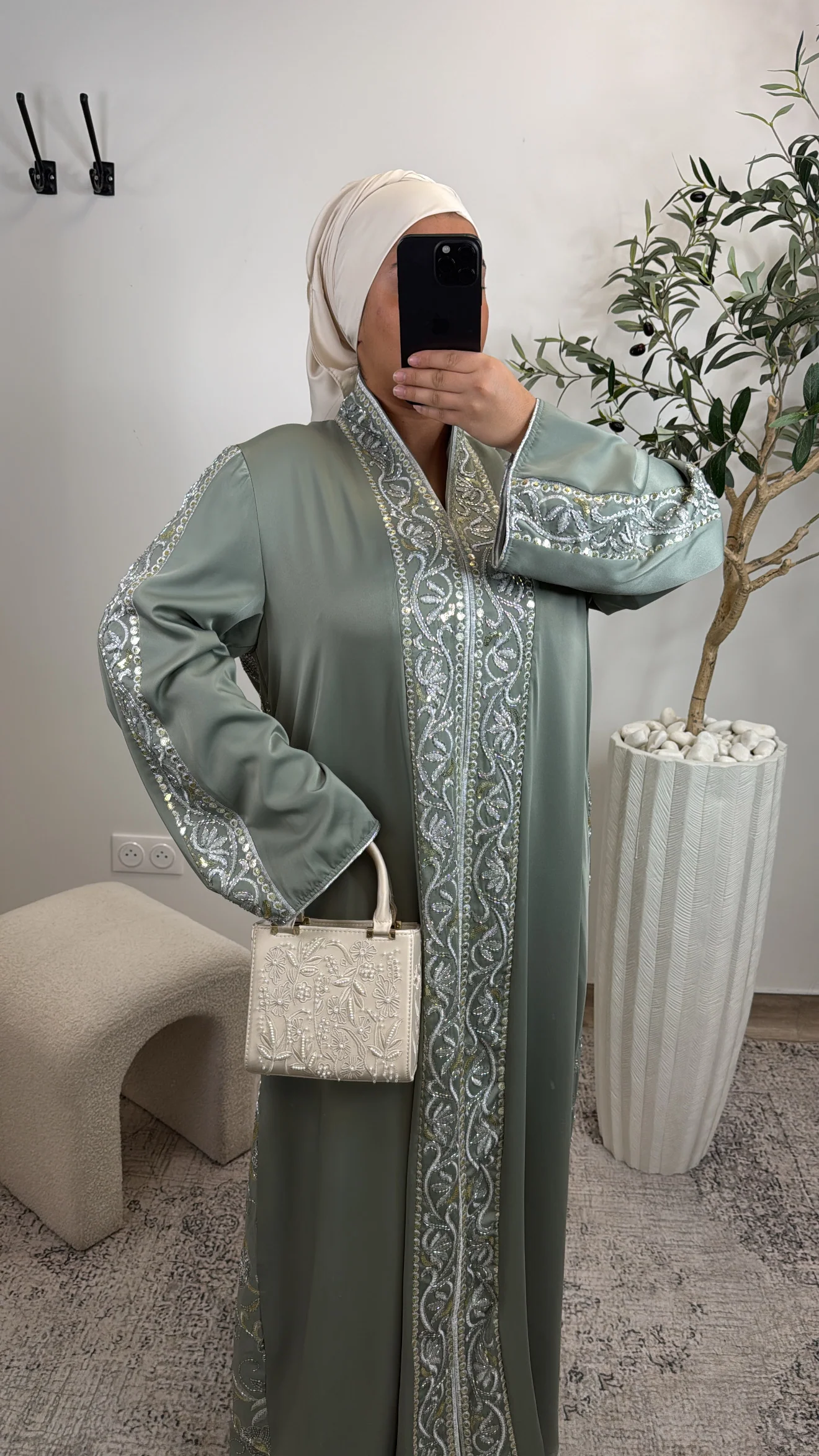 ABAYA BRODÉ FIL [ vert d’eau ] - Image 4