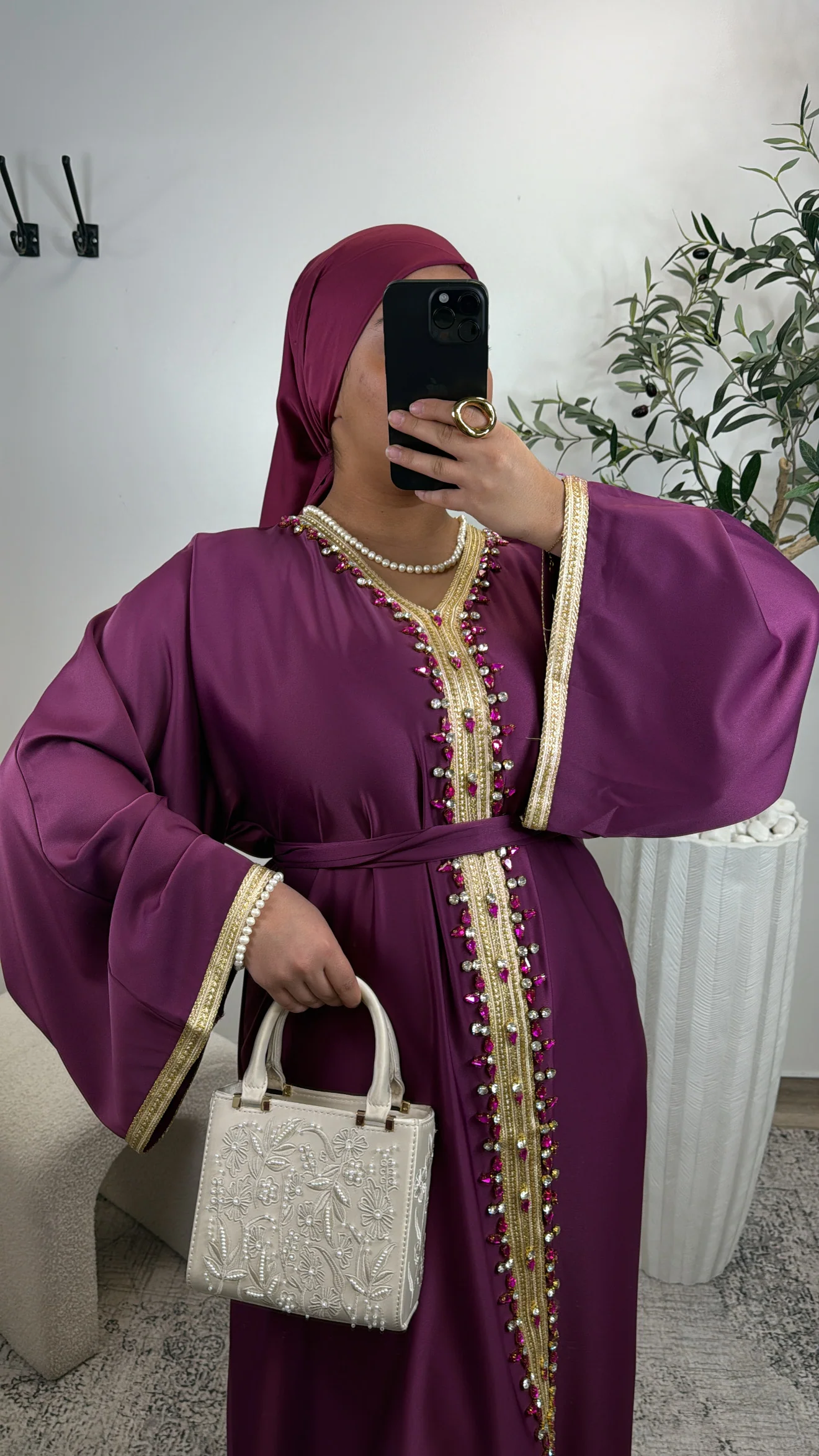 ABAYA PREMIUM NOUR [ FUCHSIA ET GOLD] - Image 2